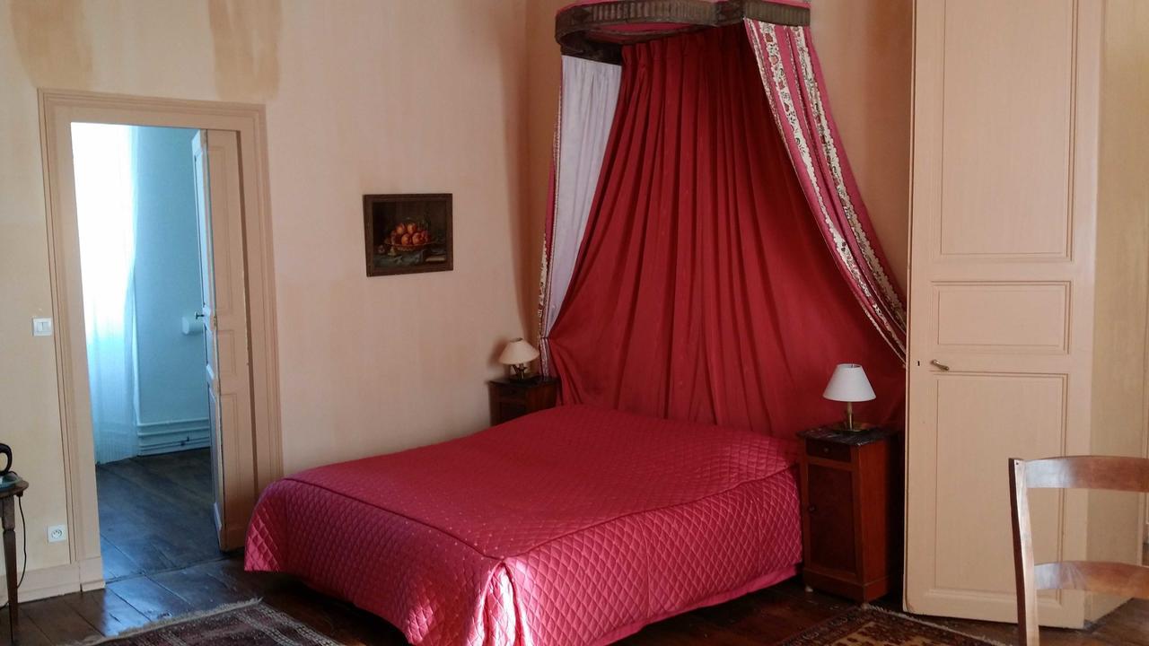 Chateau Manoir De La Leche Touvre Room photo